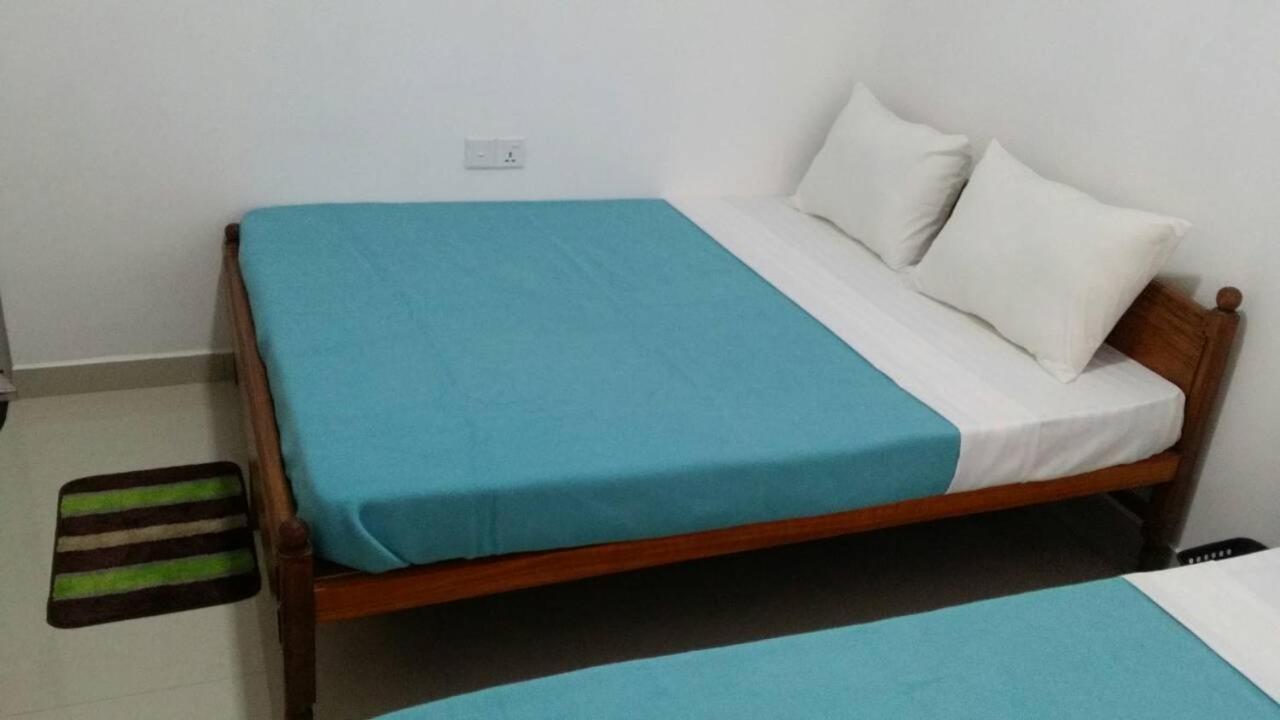 Tea Breeze Motel Nallathanniya Extérieur photo